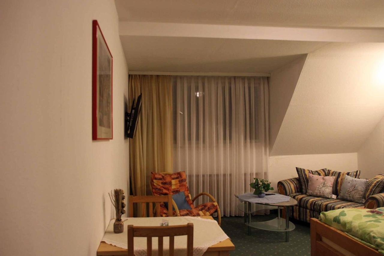 Hotel Gasthof Zum Weissen Lamm Hohenberg an der Eger Exterior photo